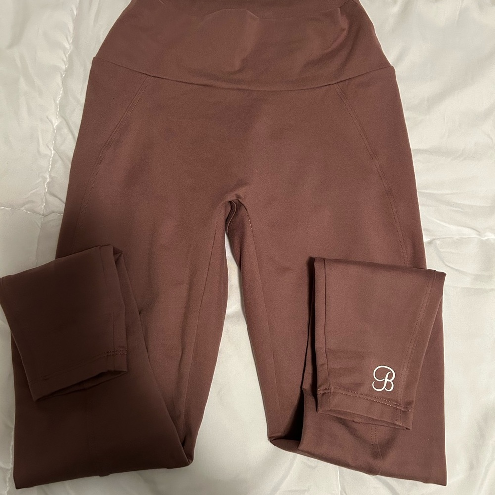 Bombshell Sportswear tan legging